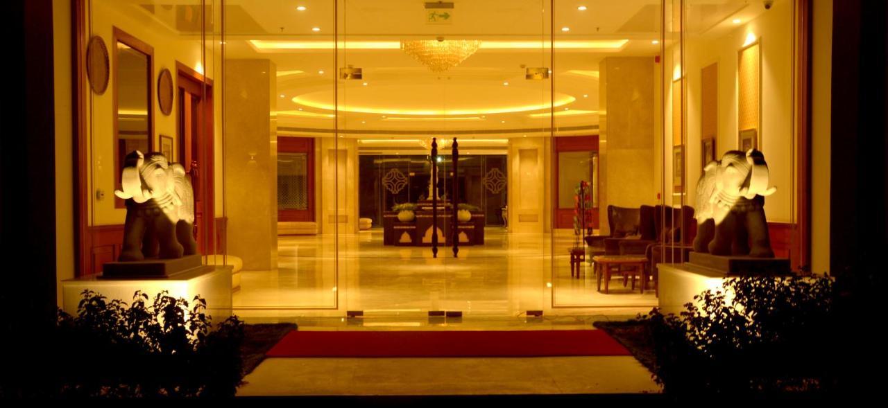 Hotel Chandela Khajurāho Exterior foto