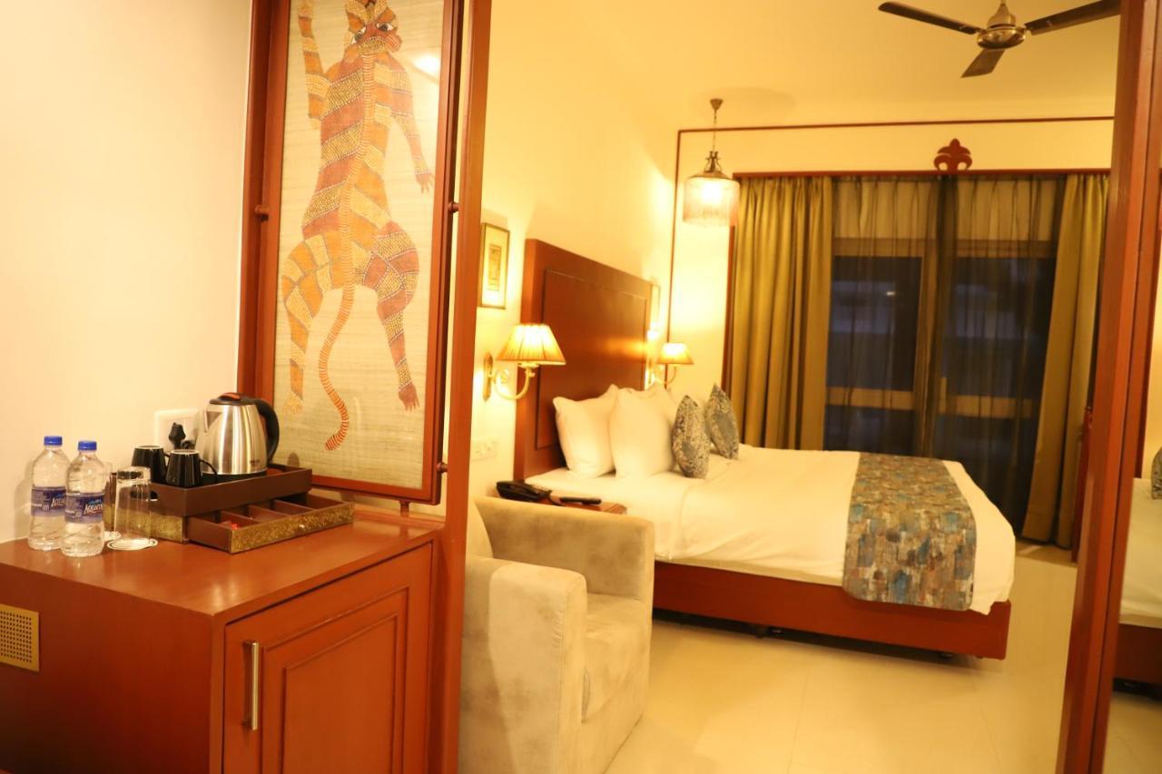 Hotel Chandela Khajurāho Exterior foto